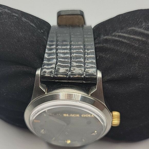 Diesel DBG0001 Men's Black Leather Analog Dial Quartz Genuine Wrist Watch AM923 - Picture 5 of 11